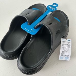 NWT - HOKA Women’s & Men’s Ora Recovery 3 Slides - Size 8 women’s/6 men’s